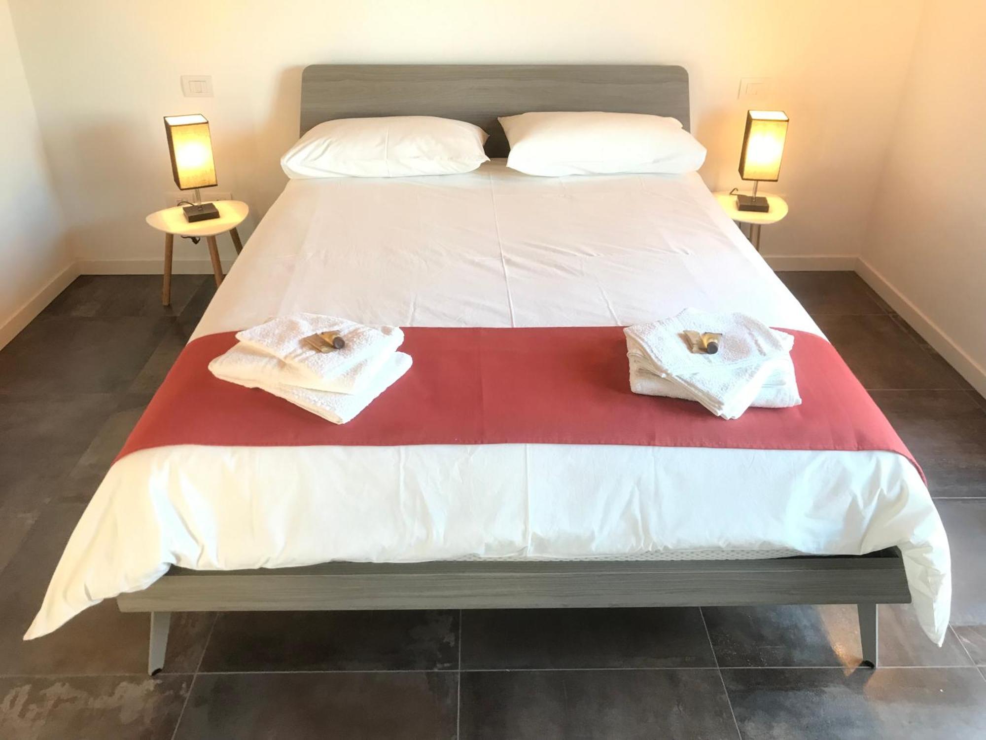 Cavecchie Desenzano Apartment Desenzano del Garda Ngoại thất bức ảnh